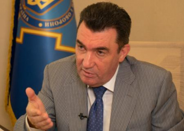 Данилов: западных «мастодонтов» пугает успех Зеленского