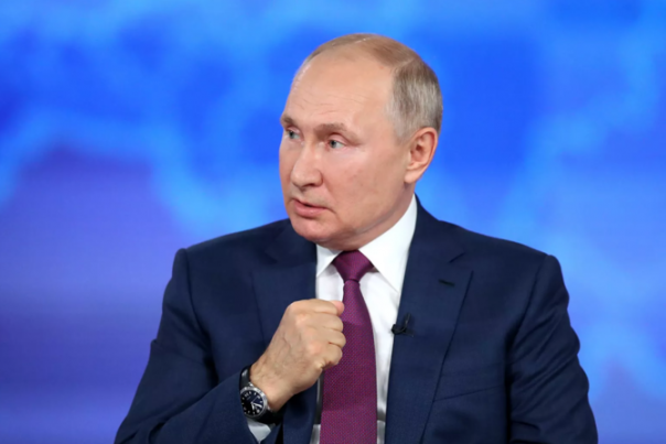 "Могла ли начаться третья мировая война?". Путин назвал провокацией инцидент с британским эсминцем в Чёрном море