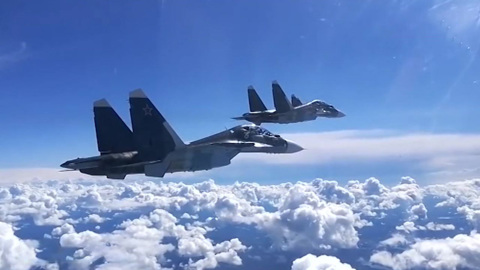 Российские истребители сопроводили EP-3E и CL-600 над Черным морем