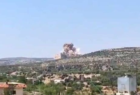 Российская авиация нанесла ответный удар по позициям боевиков в Идлибе