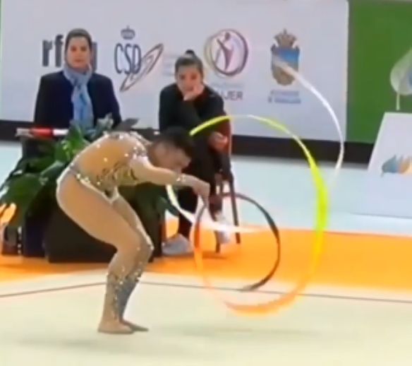 Навку шокировало выступление мужчин в художественной гимнастике