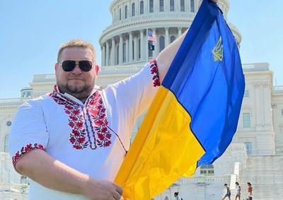 "Слуга народа" покорил украинским стилем Вашингтон