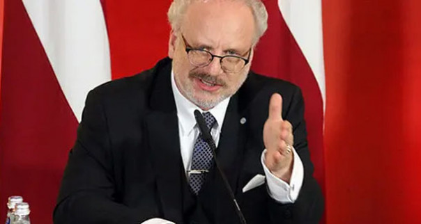 Латышам надо учить русский язык