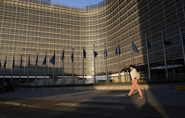 Еврокомиссия не согласна с принятым в России законом о виноделии