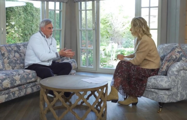 «Забери меня, мама, домой…» – из Меладзе потоком полилось посконное украинство