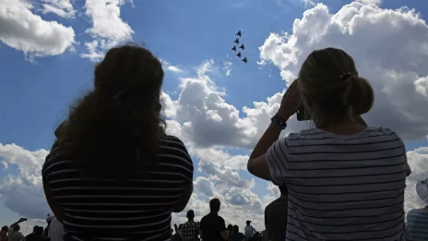 В России разработали принципиально новый самолет | Самолет с двигателем от автомобиля Aurus представят на МАКС-2021