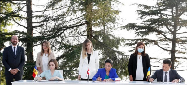 «А ты кто у них?». Визит в Грузию для Зеленского оборачивается грандиозным скандалом