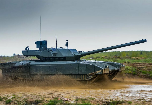 Новейший российский танк Т-14 «Армата» замечен на полигоне в Татарстане