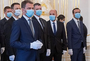 А.В.Росич. К высказыванию о “не заражении фрагментом вакцины”