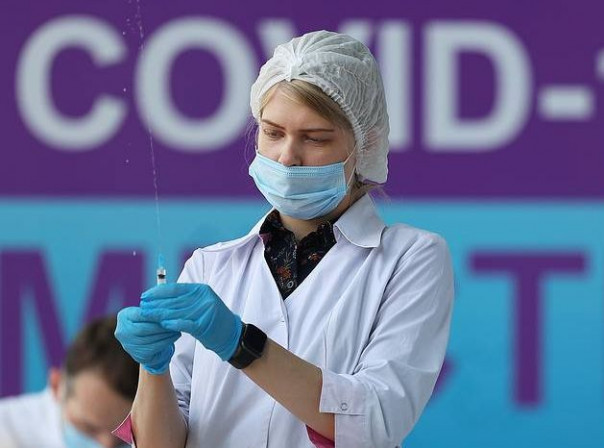 В «Векторе» назвали долю заболевших COVID-19 после полной вакцинации