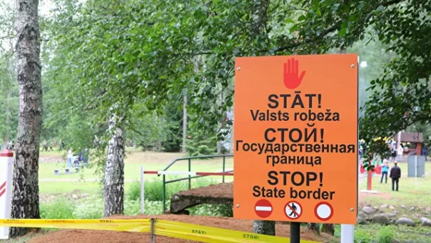 Латвия объявила режим ЧС на границе с Белоруссией | В Литве выбросили потерявшую сознание беременную иностранку у границы
