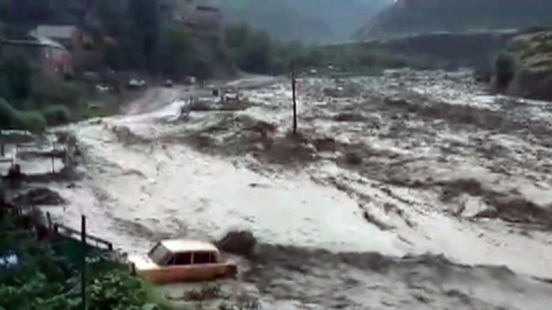 В Дагестане ищут туристов и местных жителей, которых унесло потоками мощного селя
