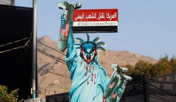 Хуситы нанесли ракетные удары по хадистам и попытались наступать под Марибом