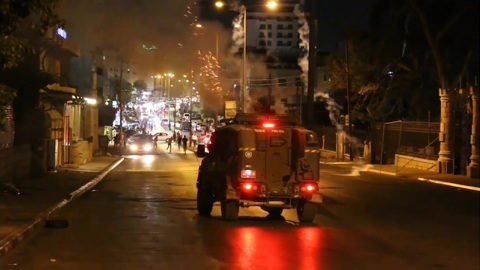 По меньшей мере 100 человек получили ранения в столкновениях в Израиле