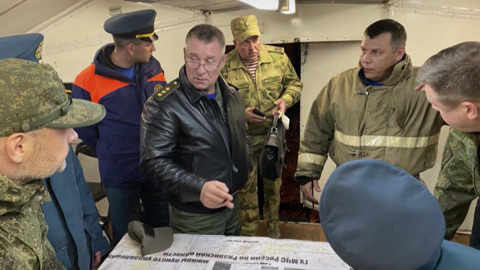 Путин присвоил погибшему главе МЧС звание Героя России