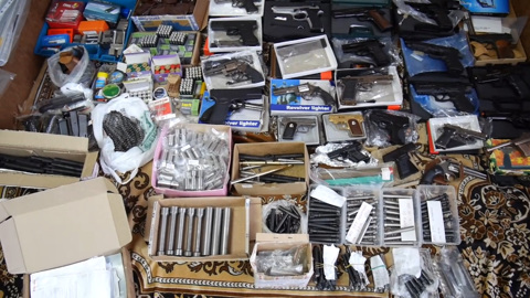 ФСБ отчиталась о задержании за сентябрь почти 50 подпольных оружейников