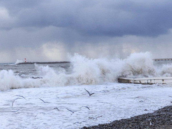 Ураган в Сочи: вихрь унес целый пляж