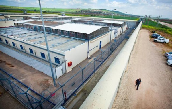 В Израиле шесть террористов сбежали из тюрьмы через прорытый туннель