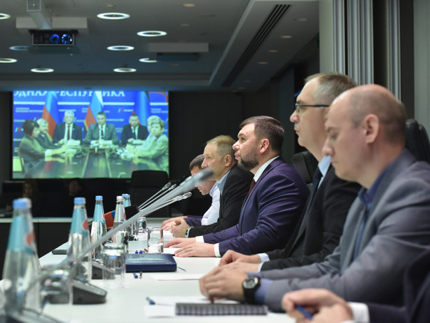 ДНР и ЛНР договорились о создании единого экономического пространства