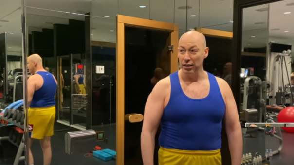 Гордон заявил, что у Украины нет сильной армии и нет международной поддержки