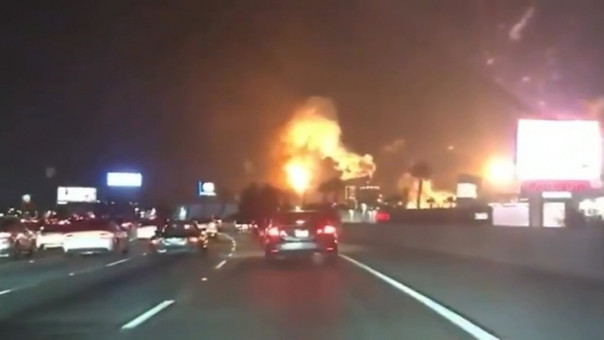 В США полыхает нефтеперерабатывающий завод