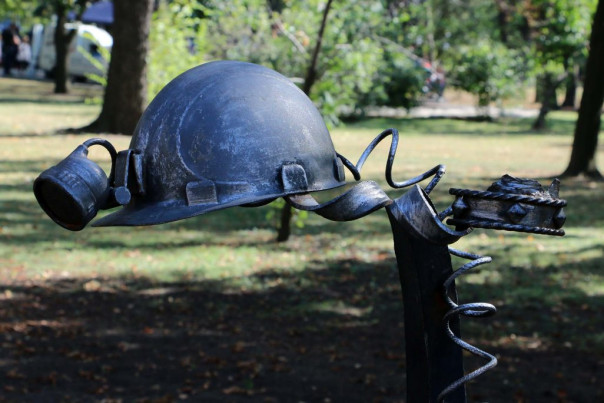 В Донецке проходит фестиваль кузнечного мастерства