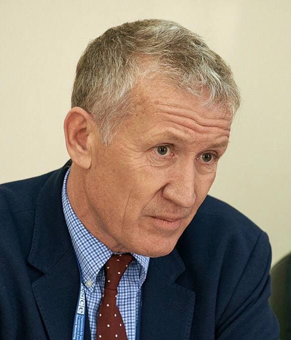 Заместитель руководителя СММ ОБСЕ Марк Этерингтон был вызван в МИД ЛНР для обсуждения действий СММ в сложившейся ситуации.