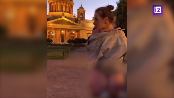 Суд решил не ограничивать в действиях участницу откровенной фотосессии у Исаакия