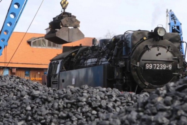 Rzeczpospolita: Польша останется зимой без угля и газа из-за жёсткого отказа Москвы | Русский, дай пожрать, а то под дверь тебе навалить нечем!