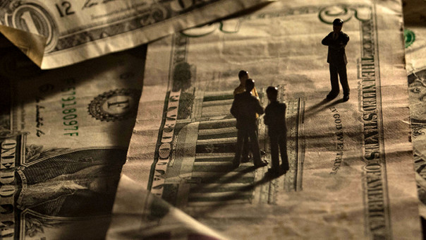 Урок "досье Пандоры": Лояльным быть мало, нужно быть своим в доску. Сергей Латышев