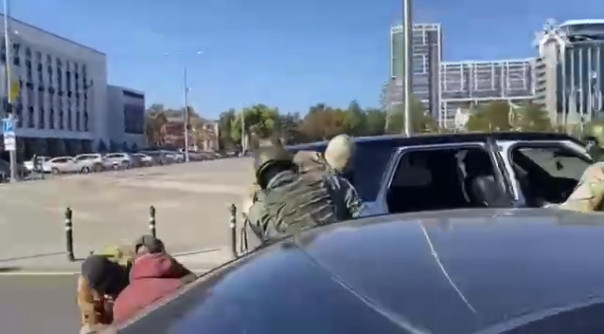 В Краснодаре задержали бизнесмена Темура Намоева и его охранников за избиение водителя газели, не уступившего дорогу