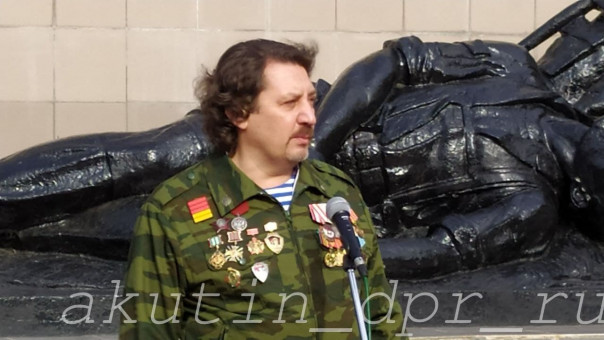 До 2024 года зарплаты должны вырасти на 300%