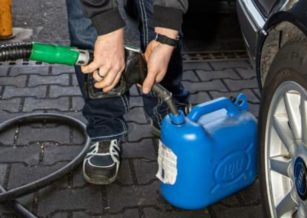 Энергокризис в Европе. Немцы ринулись заправлять машины в Чехию