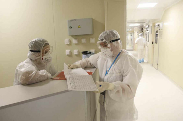 Виной катастрофы в России уже даже не COVID-19, а мы сами