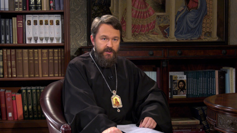 Обязательная вакцинация и QR-коды: мнение РПЦ. Церковь и мир