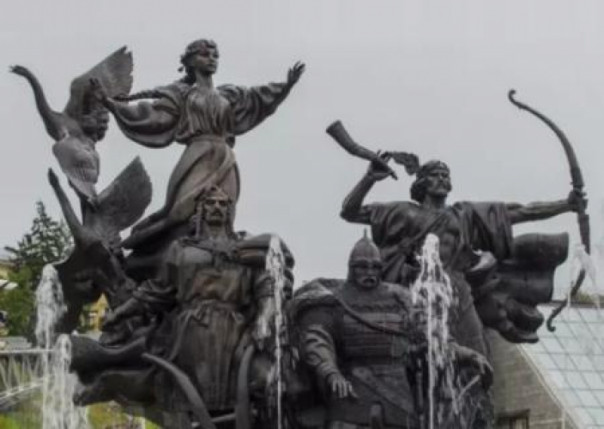 Стало больше Украины и меньше «русского мира»: в Киеве переименовали 16 улиц