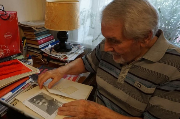 В 1943 - освобождал Киев от фашистов. В 2018 - новые фашисты поместили на "Миротворец"