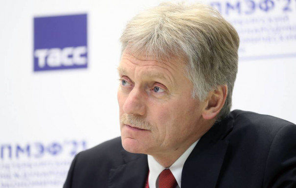 Путин испытает назальную вакцину от коронавируса