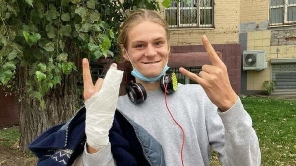 Справившего нужду на портрет ветерана москвича взяли под стражу