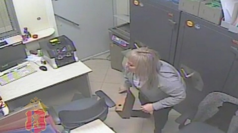 МВД обнародовало видео похищения миллионов из банка в Ачинске