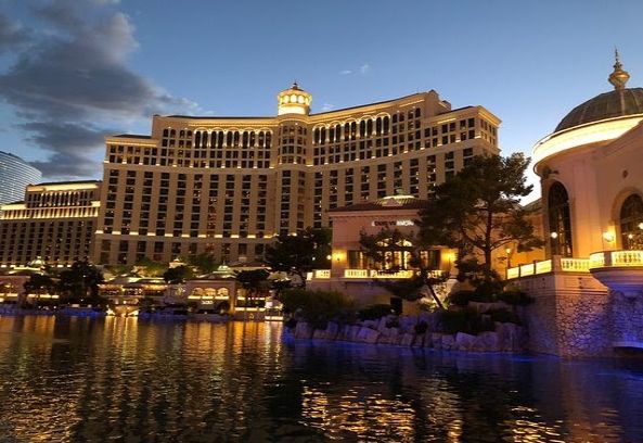 Посетитель казино в Лас-Вегасе сделал ставку размером 150 долларов и сорвал джекпот