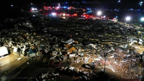 Сильнейшие торнадо обрушились на США: погибли 70 человек