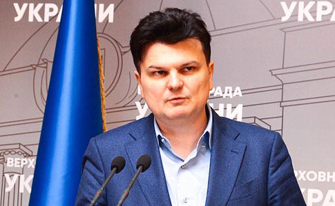 Зе-депутат Горбенко торгует шинами с ЛНР под крышей Совбеза