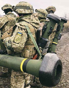 НАТО попросили угомониться