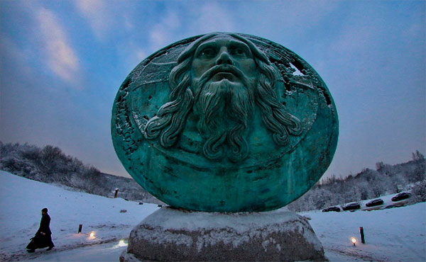 В Ленобласти открыли мемориальный комплекс «Молитва перед боем» (фото)