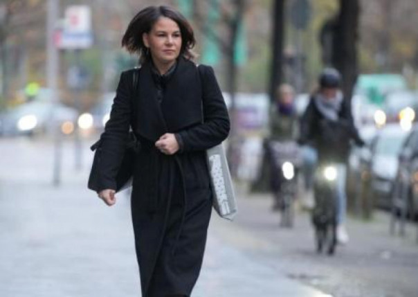 «Зеленая фурия»: новый министр иностранных дел Германии Бербок объявила войну диктаторам