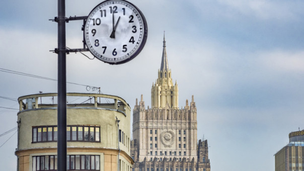 Эксперты о "красных линиях": подвинуться России уже некуда | Москва не планирует наступательных операций в Донбассе. 5-я студия