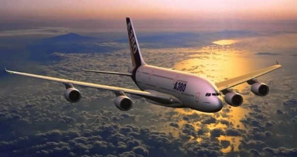 Над Черным морем гражданский лайнер изменил курс из-за самолета-шпиона США