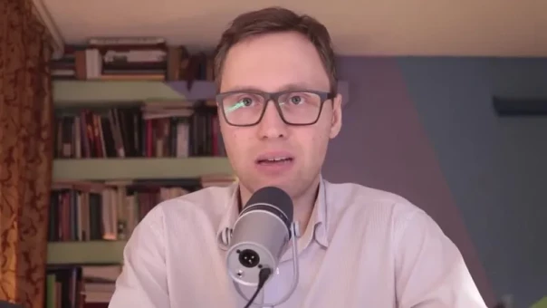 О том, как Вячеслав Володин «ради выдачи ему маткапитала проводит закон в Госдуме»