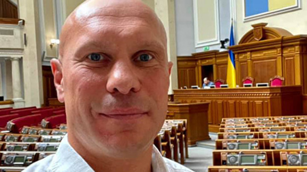 "Почему сразу нападут? — Освободят!" Кива рассказал о панике в Раде из-за "неизбежного вторжении" России